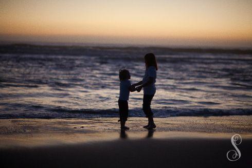 Portraits by Shanti / Shanti Duprez / Half Moon Bay / Roosevelt Beach / Sunset / Family Portraits