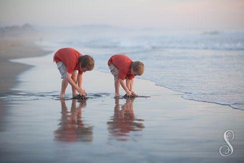 Portraits by Shanti / Shanti Duprez / Low Tide / Half Moon Bay / Beach Photography / Sibling Photography / Sunset Photography / Roosevelt Beach