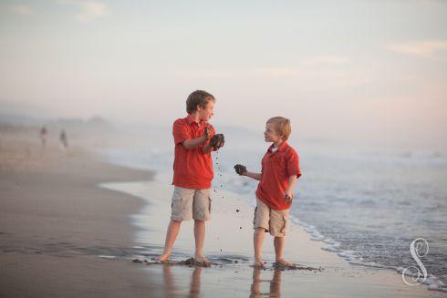 Portraits by Shanti / Shanti Duprez / Low Tide / Half Moon Bay / Beach Photography / Sibling Photography / Sunset Photography / Roosevelt Beach